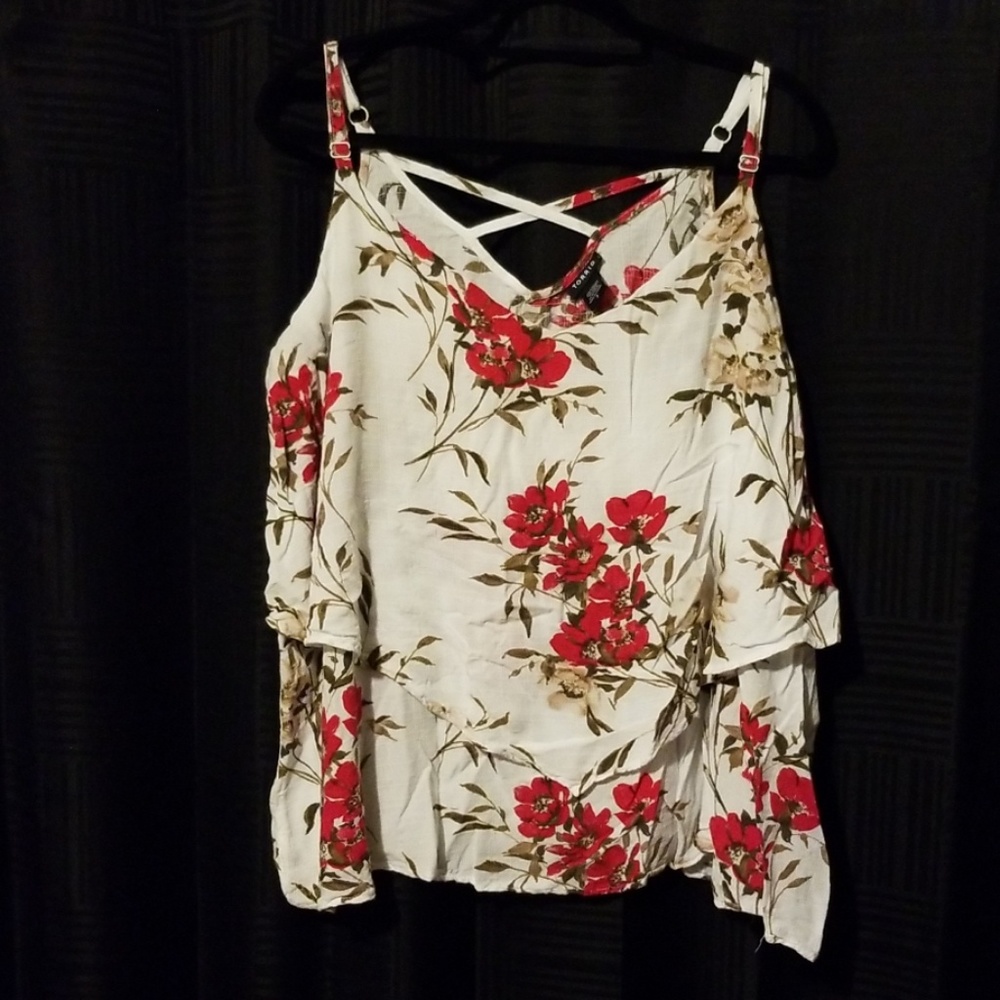 Beautiful Torrid Size 3 Plus Size Floral Top